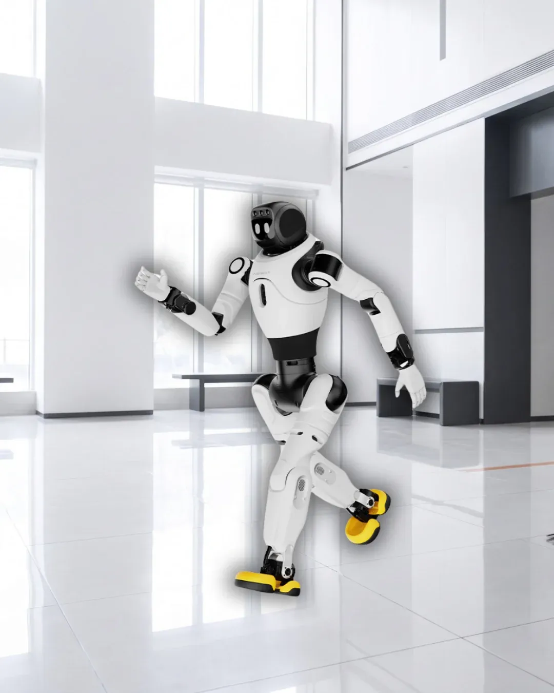 AGIBOT X2 humanoider Roboter in einer hellen, modernen Eingangshalle